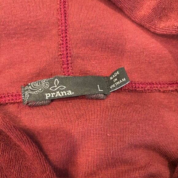 prAna Anillio Active Wear Muscle Hoodie Burgundy Wine Terry Pockets Size Large - Picture 6 of 10